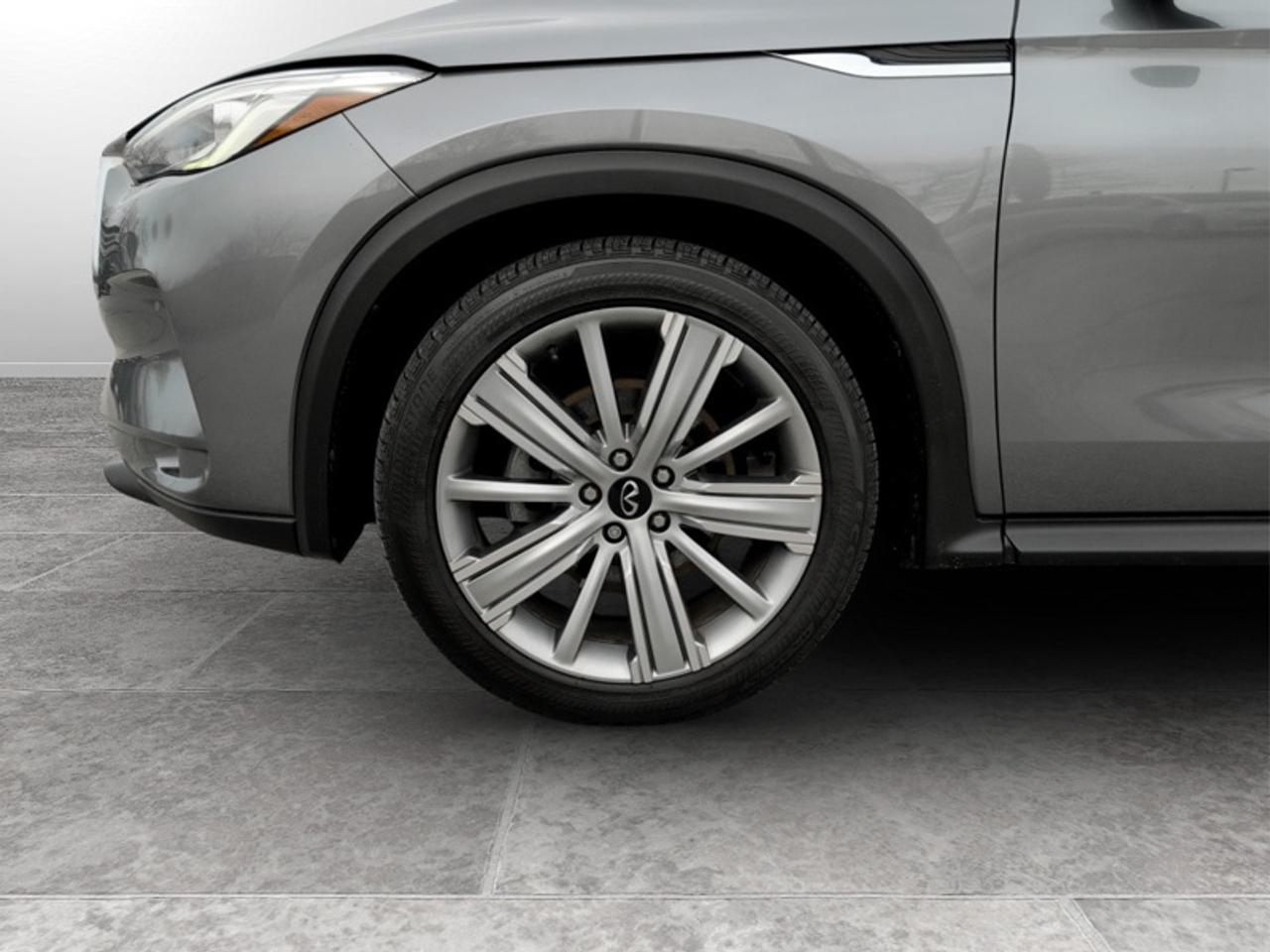 2021 Infiniti QX50 Essential Tech  *LOW KMS - CLEAN CF* Photo
