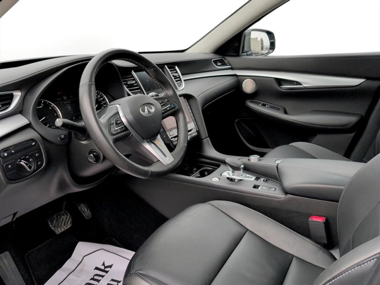 2021 Infiniti QX50 Essential Tech  *LOW KMS - CLEAN CF* Photo