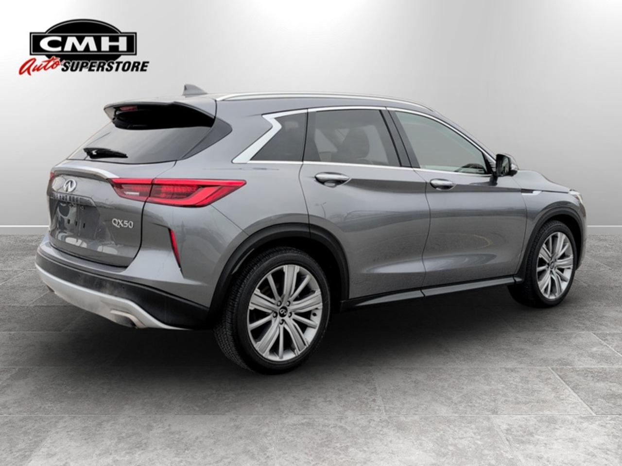 2021 Infiniti QX50 Essential Tech  *LOW KMS - CLEAN CF* Photo3
