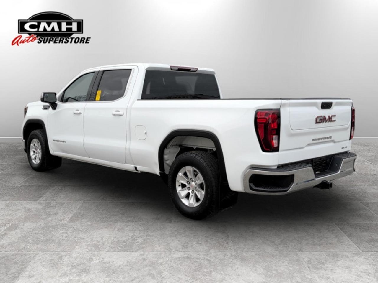 2022 GMC Sierra 1500 SLE  **GREAT MILEAGE** Photo