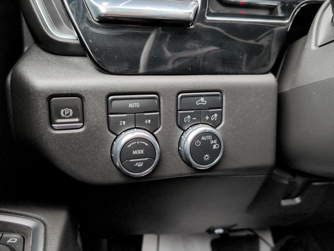 2022 GMC Sierra 1500 SLE  **GREAT MILEAGE** Photo