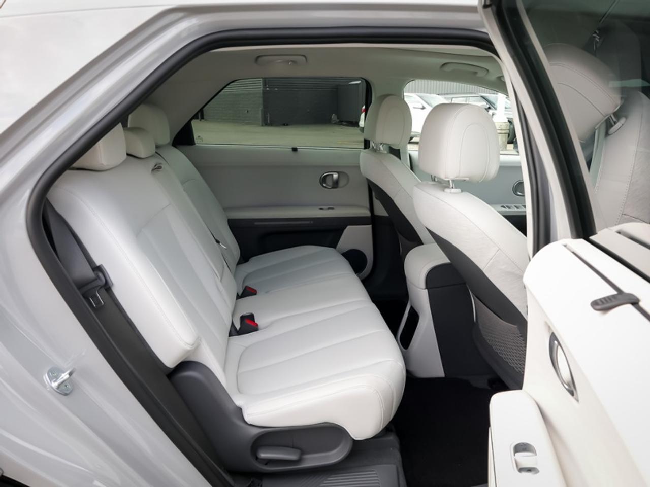 2022 Hyundai IONIQ 5 Preferred  - Navigation -  Premium Audio Photo