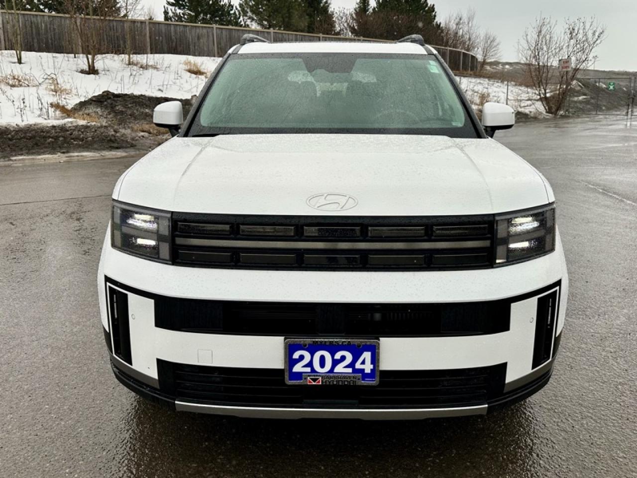 2024 Hyundai Santa Fe Hybrid Preferred w/Trend Package  - $287 B/W Photo