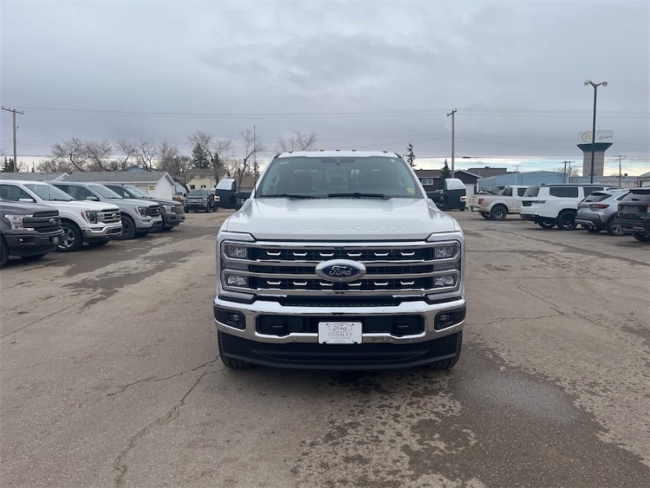 2026 Ford F-350 Super Duty LARIAT  - Running Boards Photo3