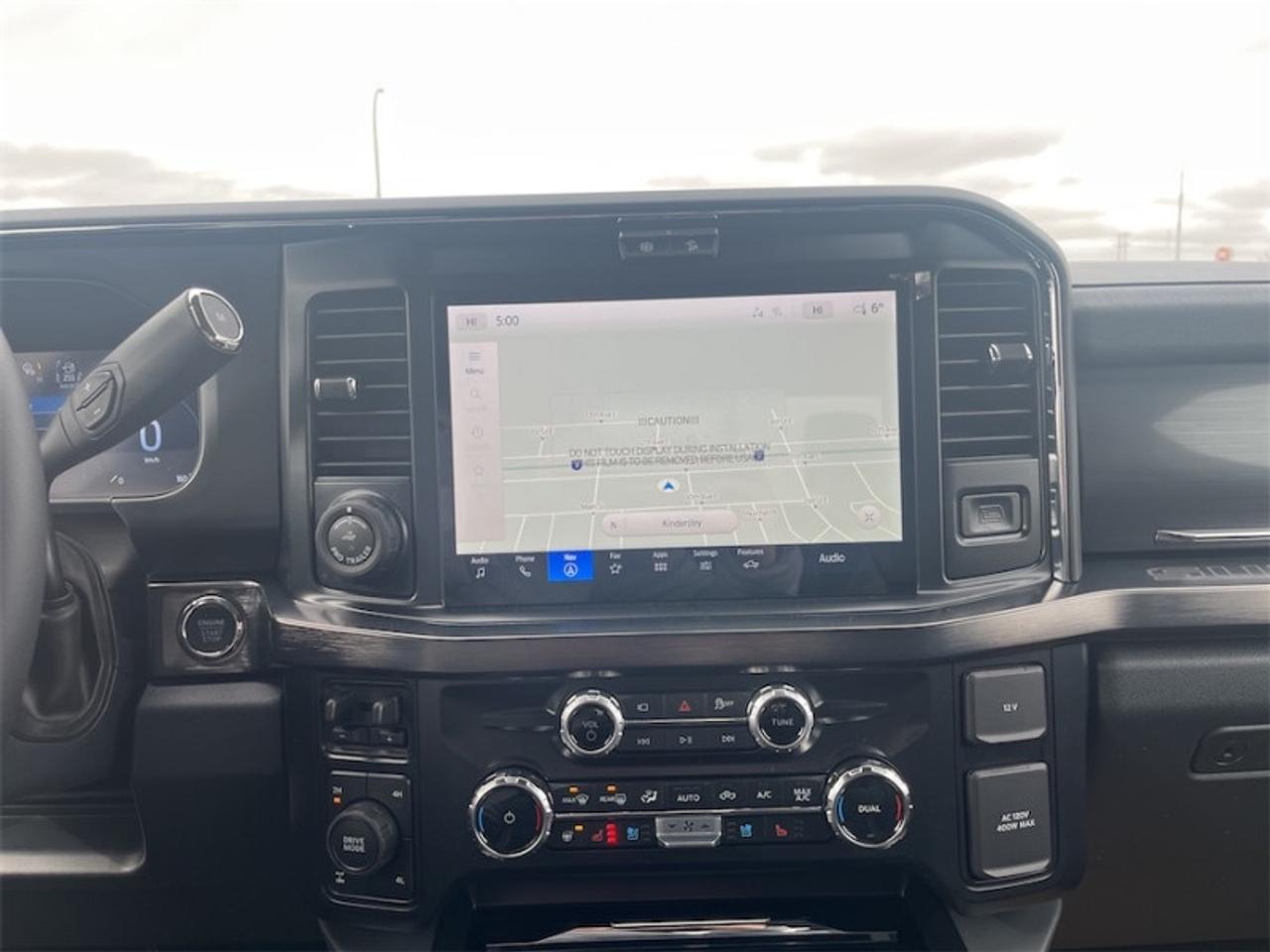 2026 Ford F-350 Super Duty LARIAT  - Running Boards Photo5