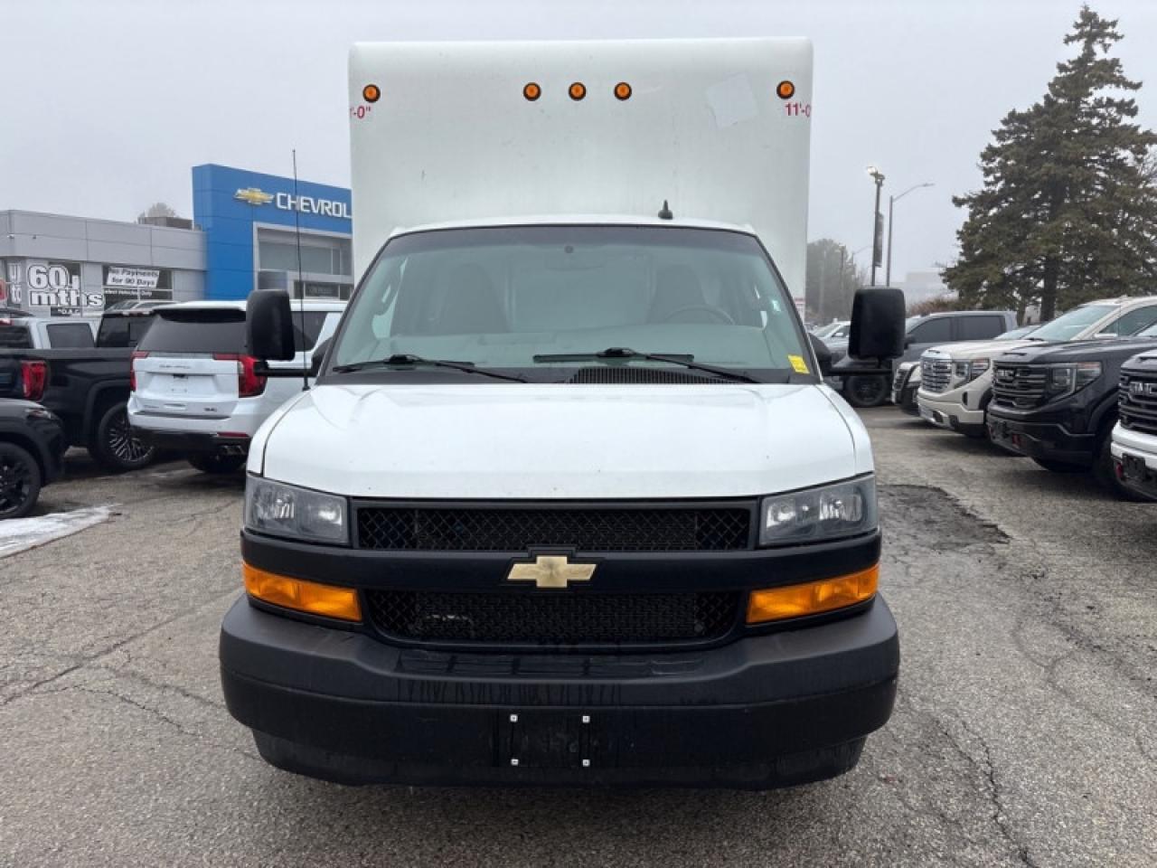 2023 Chevrolet Express Commercial Cutaway Unicel 16 FT CUBE W/ POWER RAMP Photo