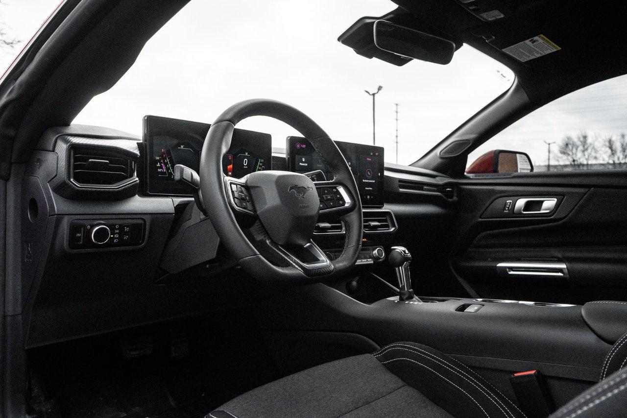 2024 Ford Mustang EcoBoost Photo