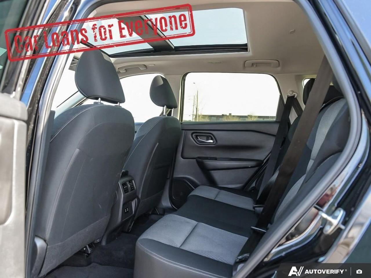 2024 Nissan Rogue SV MOONROOF Photo