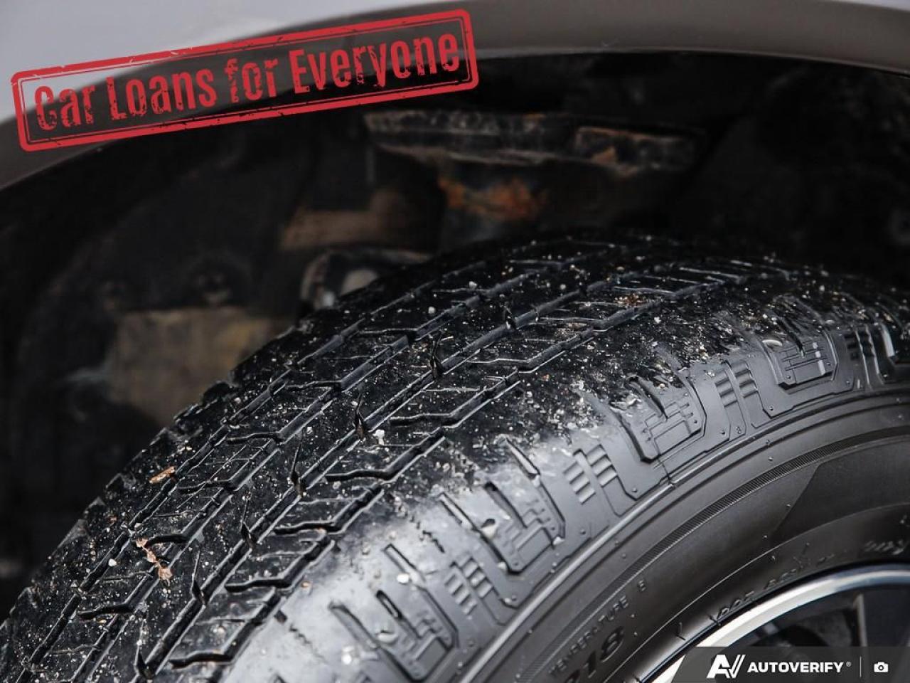 2024 Nissan Rogue SV MOONROOF Photo