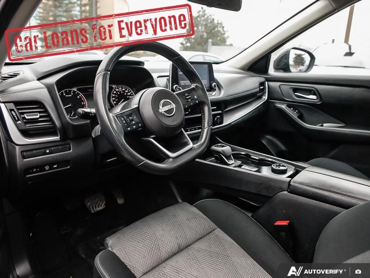 2024 Nissan Rogue SV MOONROOF