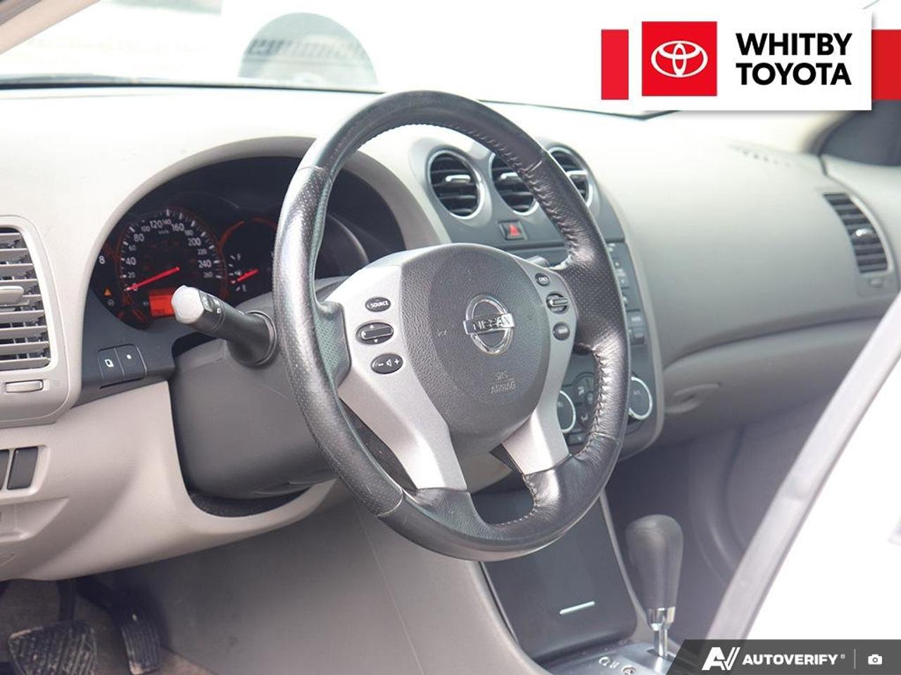 2009 Nissan Altima s 2.5l Photo