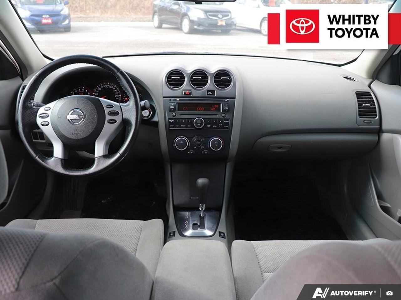 2009 Nissan Altima s 2.5l Photo