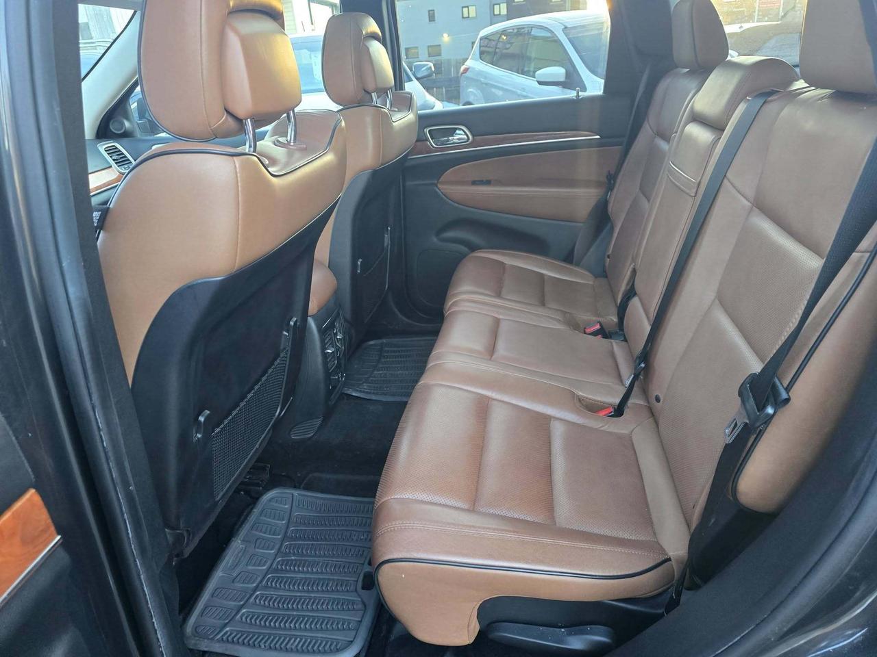 2011 Jeep Grand Cherokee 4WD 4dr Overland Photo