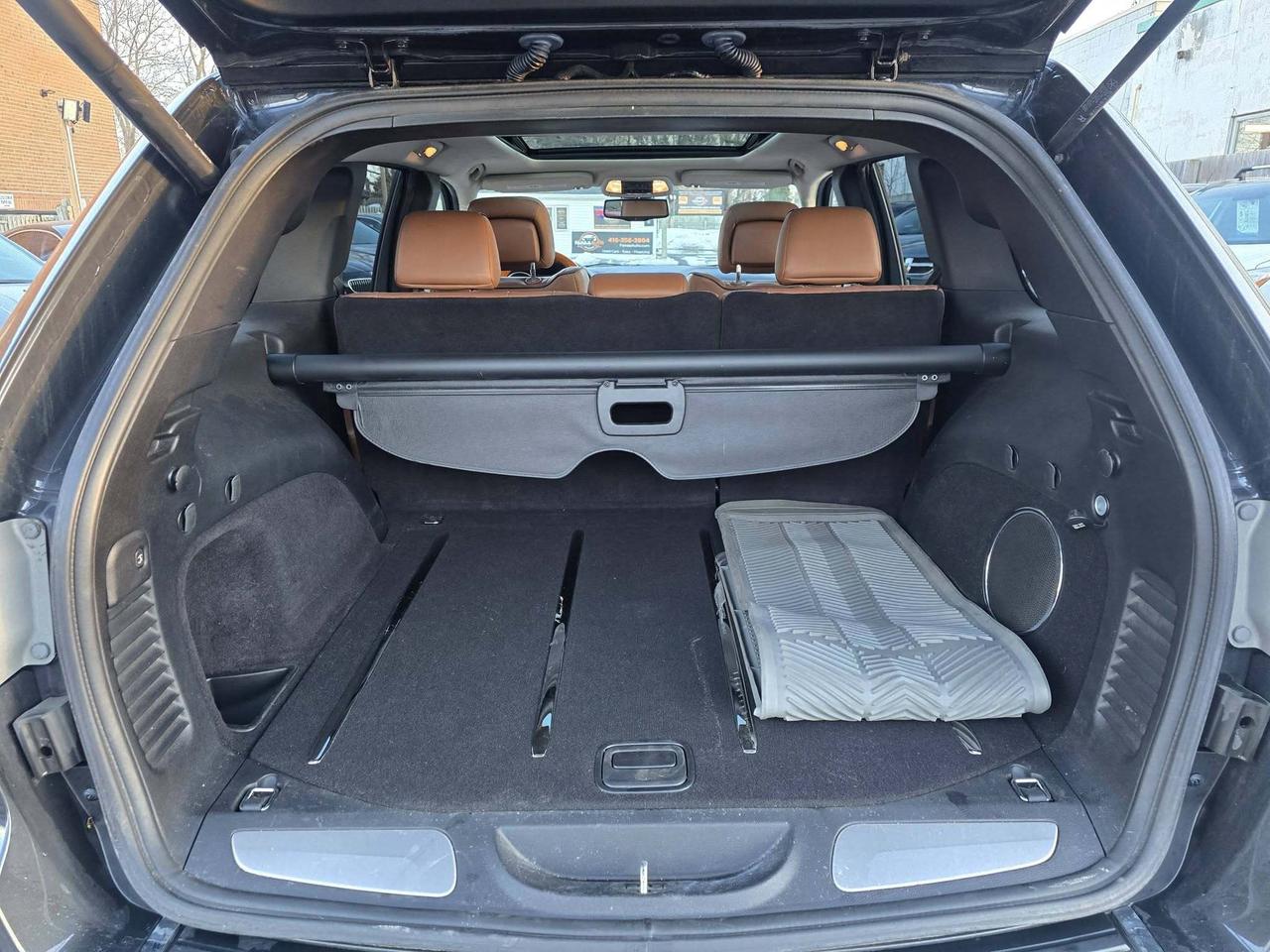 2011 Jeep Grand Cherokee 4WD 4dr Overland Photo