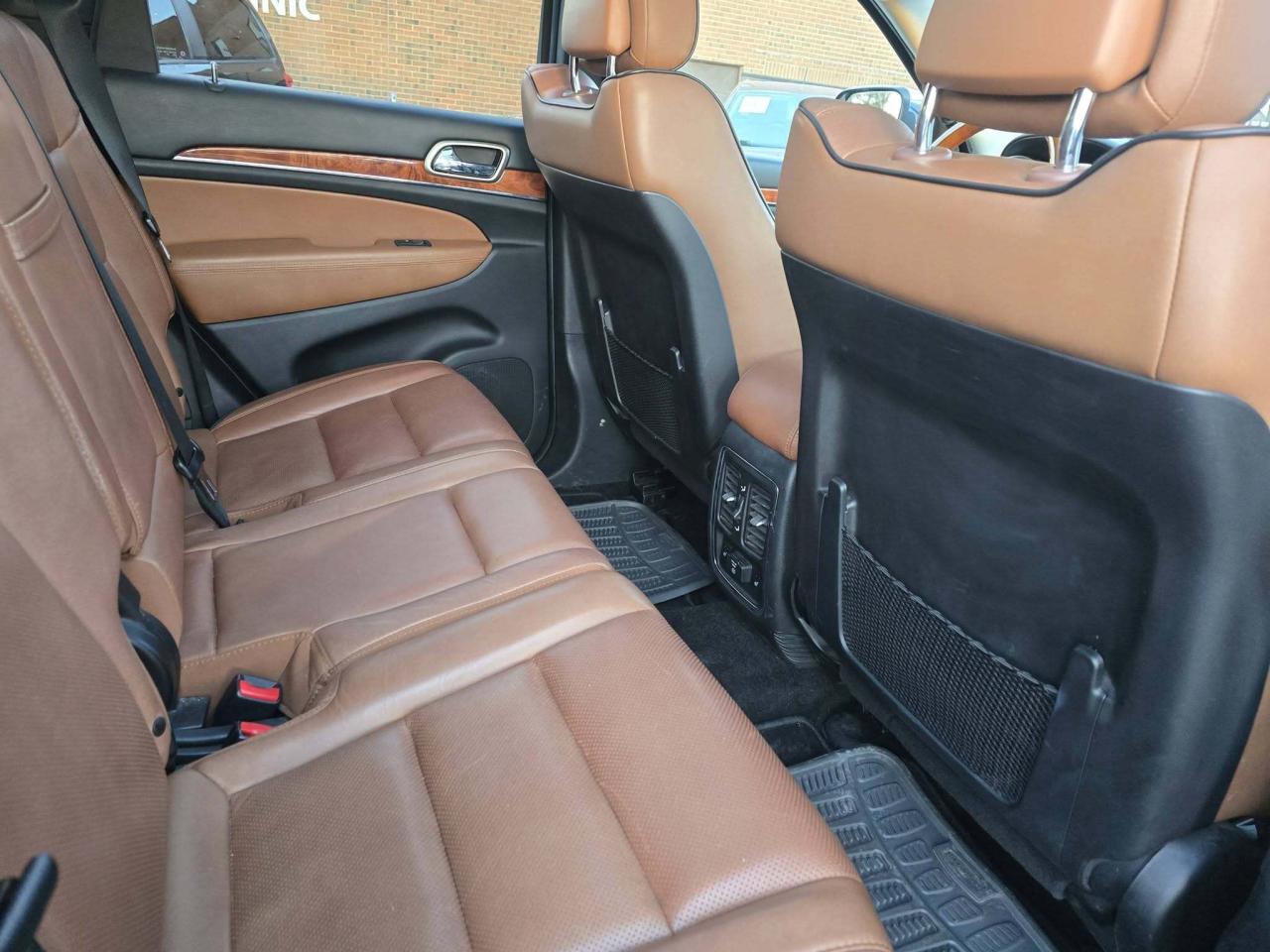 2011 Jeep Grand Cherokee 4WD 4dr Overland Photo