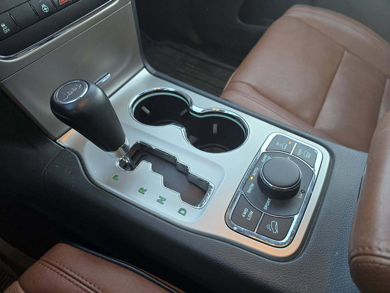 2011 Jeep Grand Cherokee 4WD 4dr Overland Photo