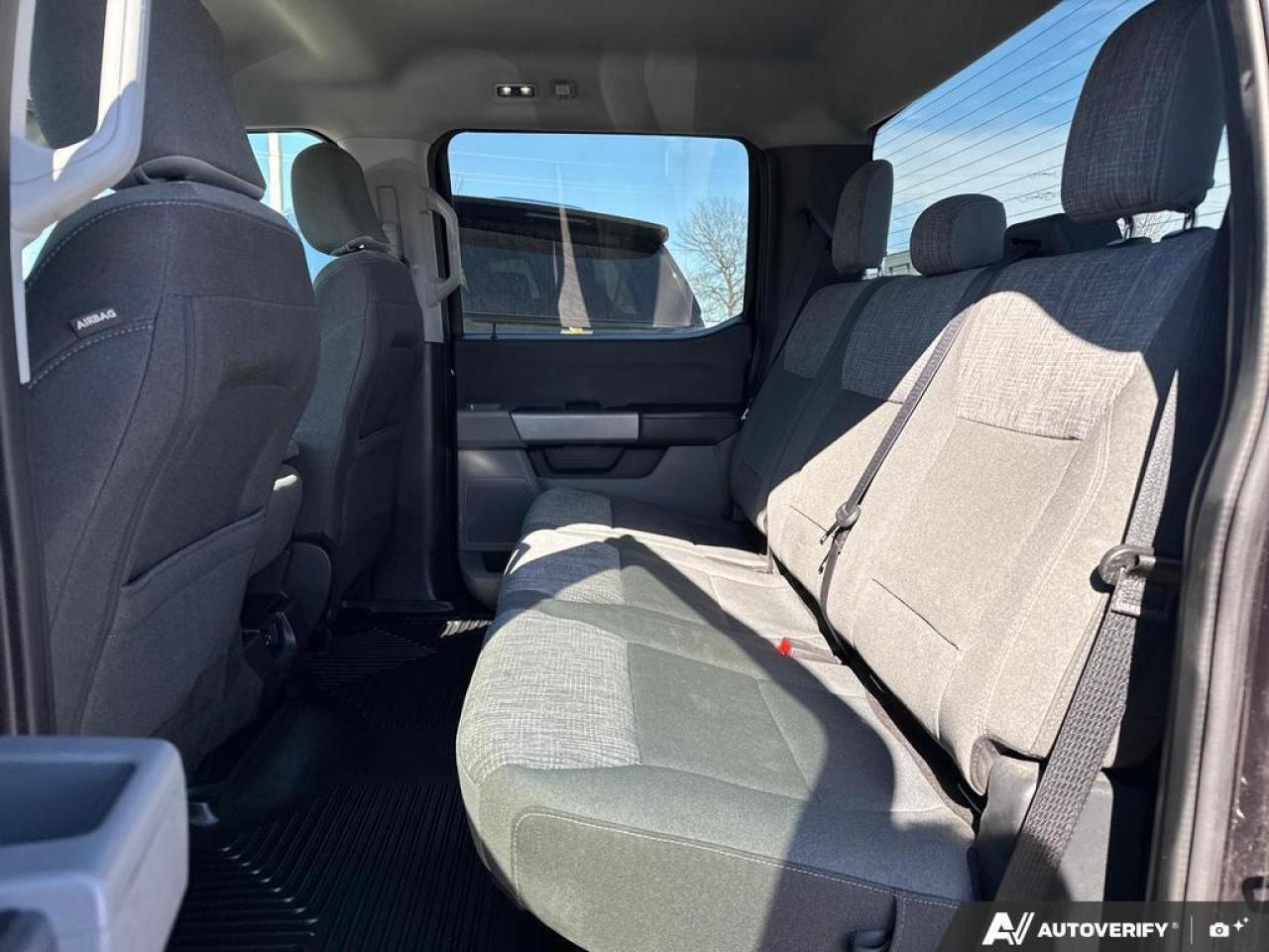 2023 Ford F-150 XLT 4WD   5.0L V8   LONG BOX   TONNEAU COVER Photo