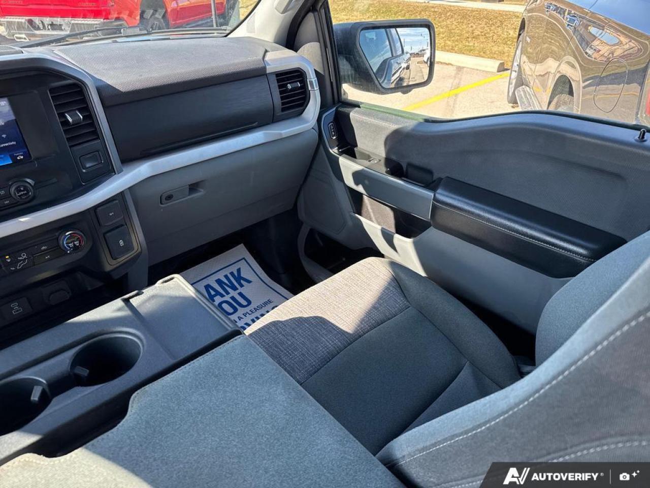 2023 Ford F-150 XLT 4WD   5.0L V8   LONG BOX   TONNEAU COVER Photo