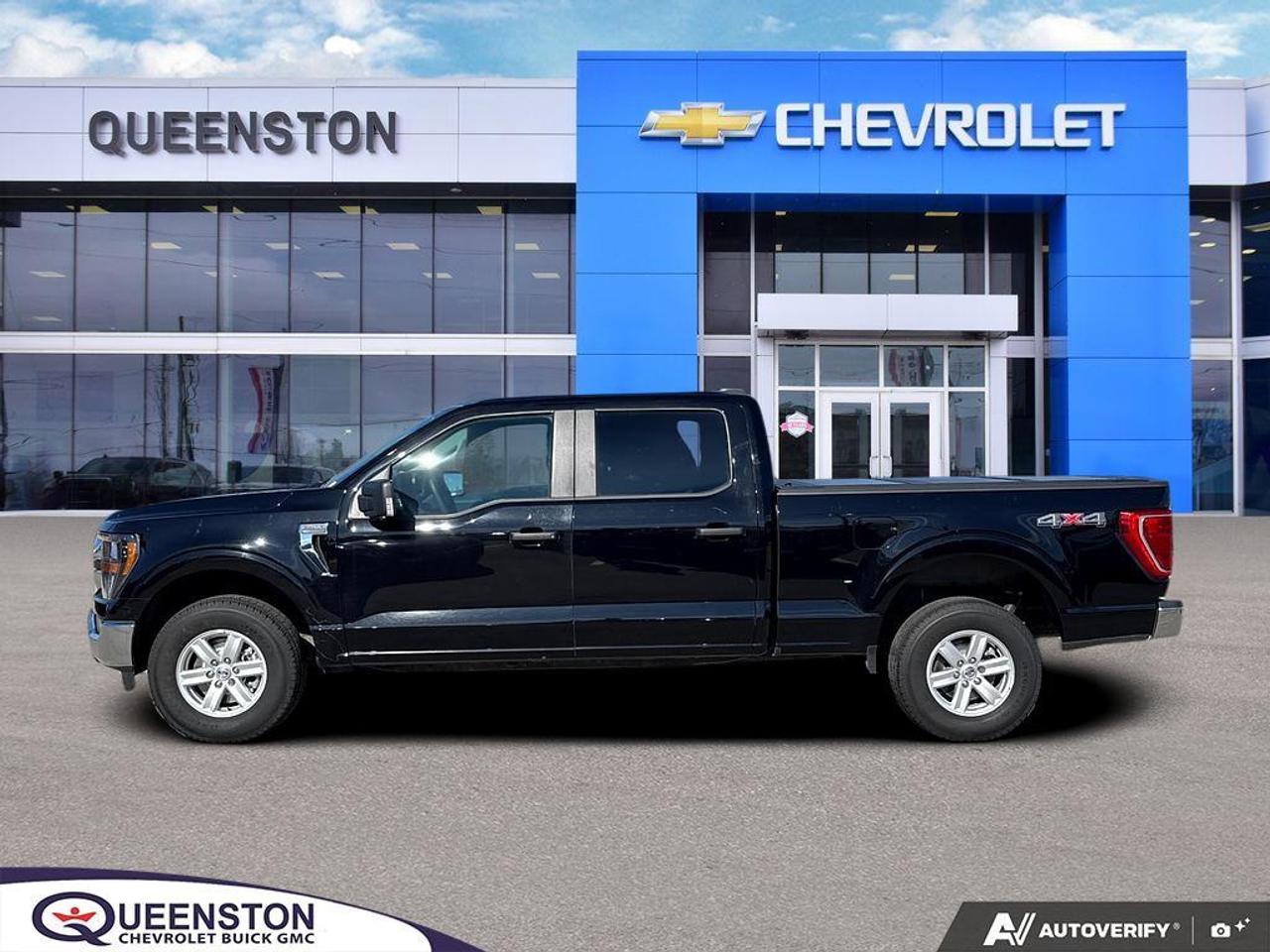 2023 Ford F-150 XLT 4WD   V8   LONG BOX   TONNEAU   4 NEW BRAKES Photo