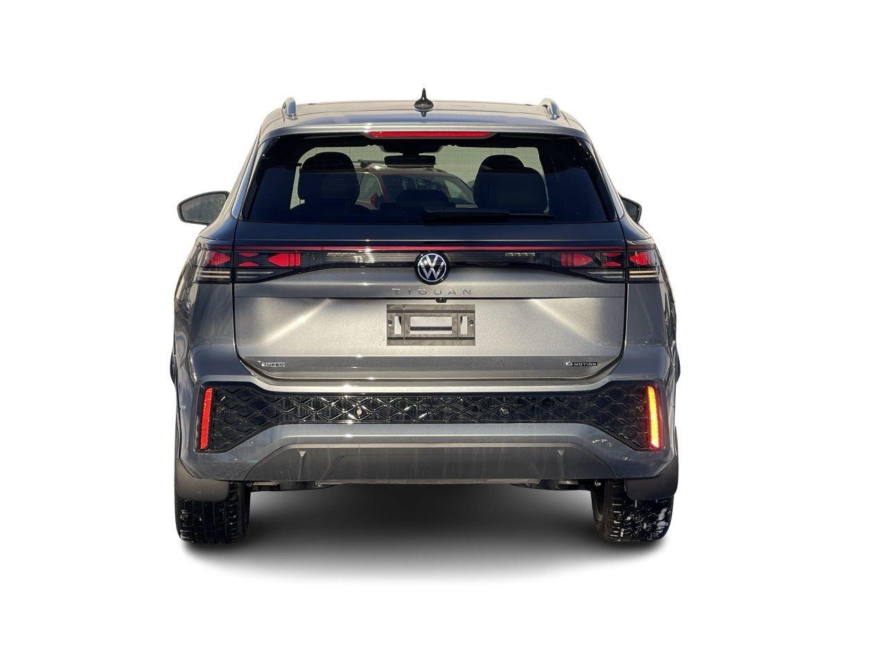 2026 Volkswagen Tiguan Highline Turbo R-Line 4MOTION Massage Seats  Heads Photo