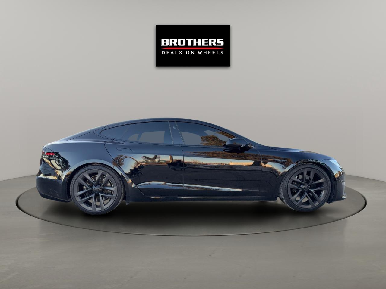2023 Tesla Model S AWD Photo