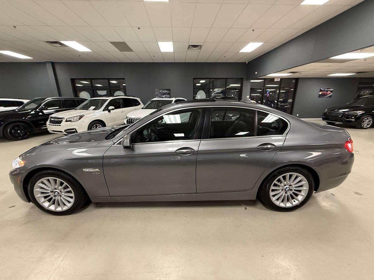 2011 BMW 5 Series xDrive Photo