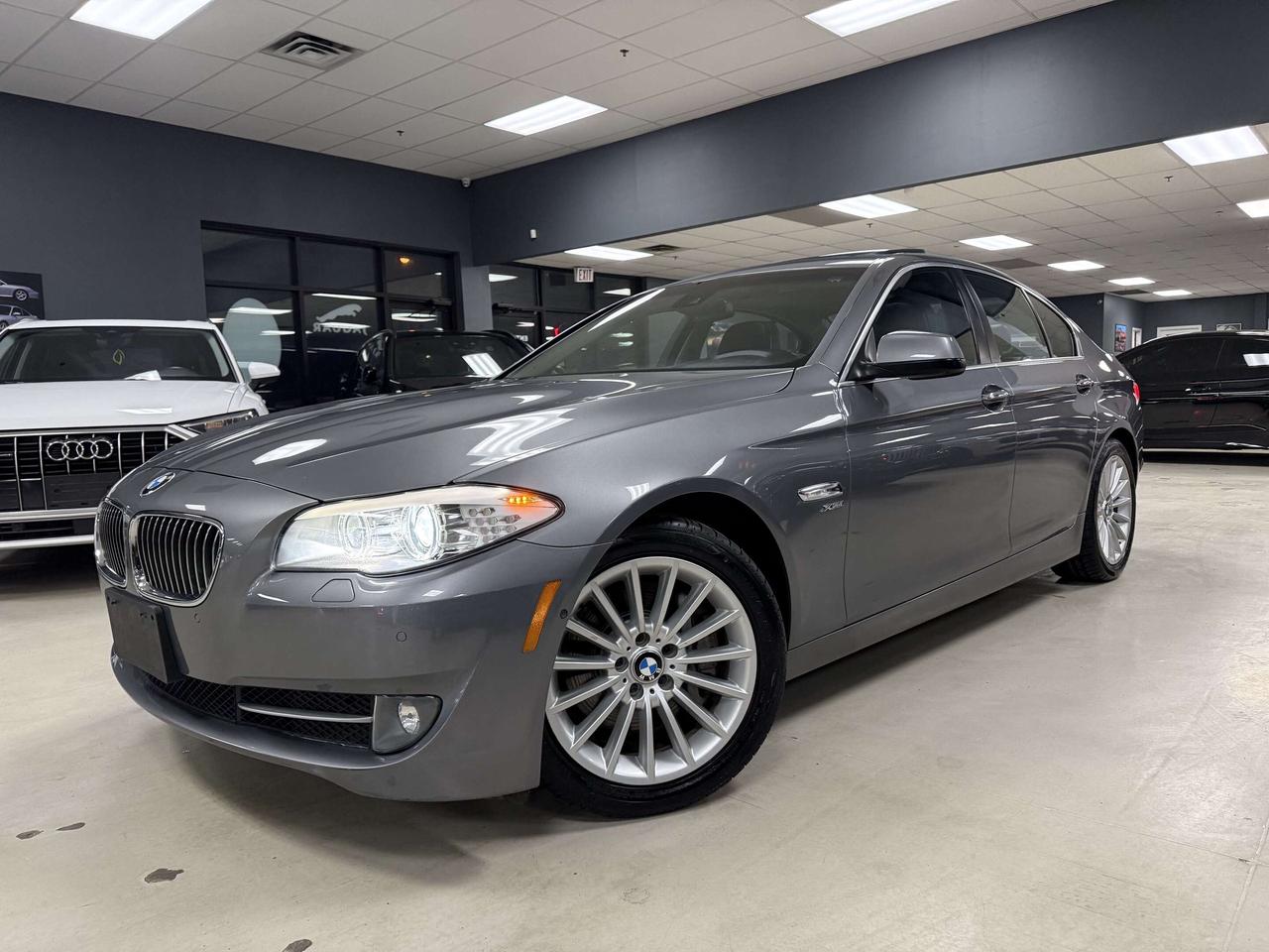 2011 BMW 5 Series xDrive Photo