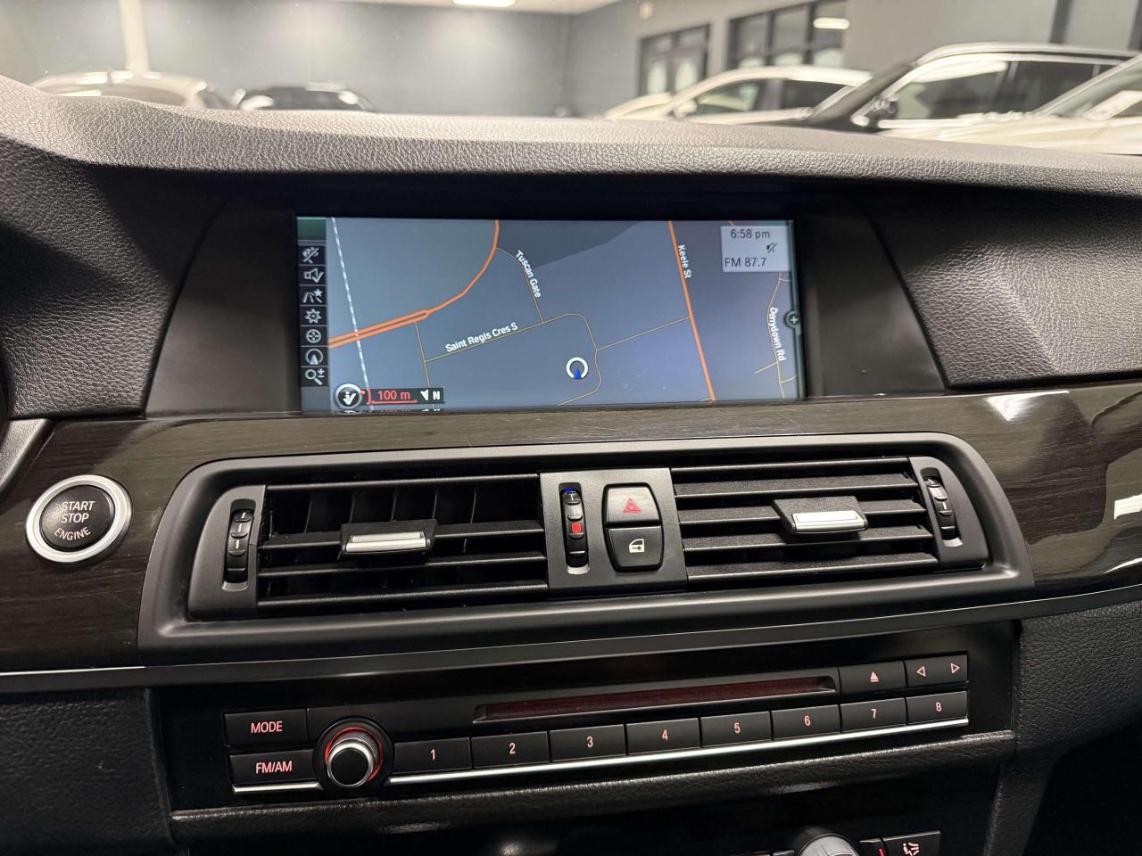 2011 BMW 5 Series xDrive Photo