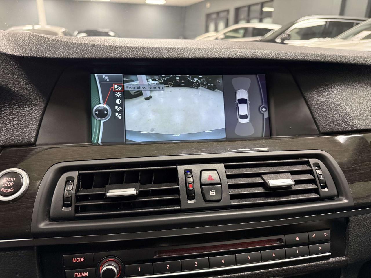 2011 BMW 5 Series xDrive Photo