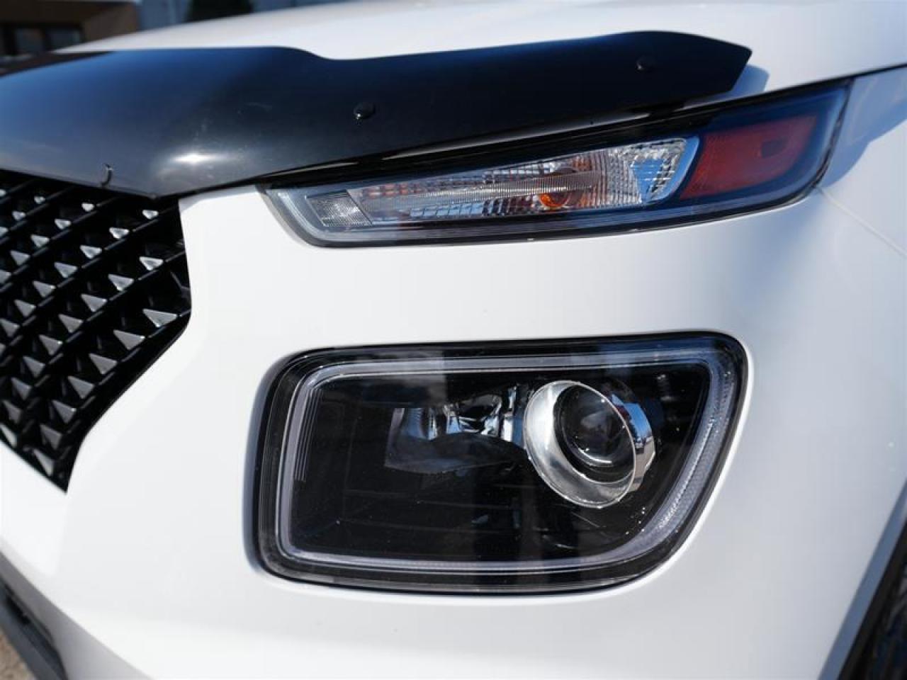 2024 Hyundai Venue Ultimate IVT w/Black Interior Photo