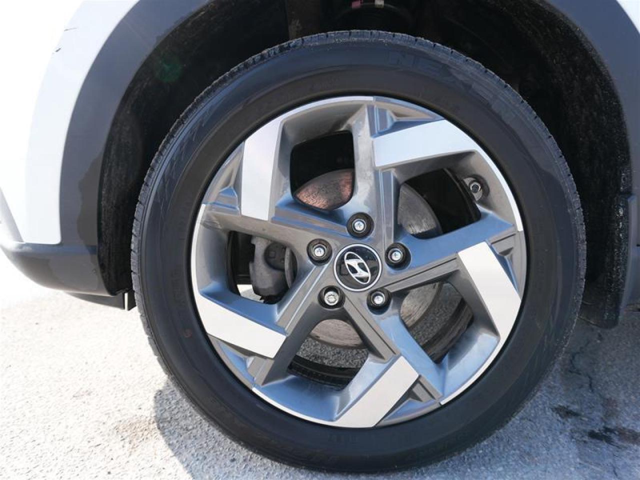 2024 Hyundai Venue Ultimate IVT w/Black Interior Photo