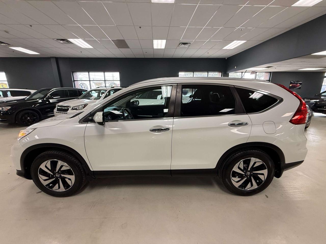 2016 Honda CR-V Touring Photo