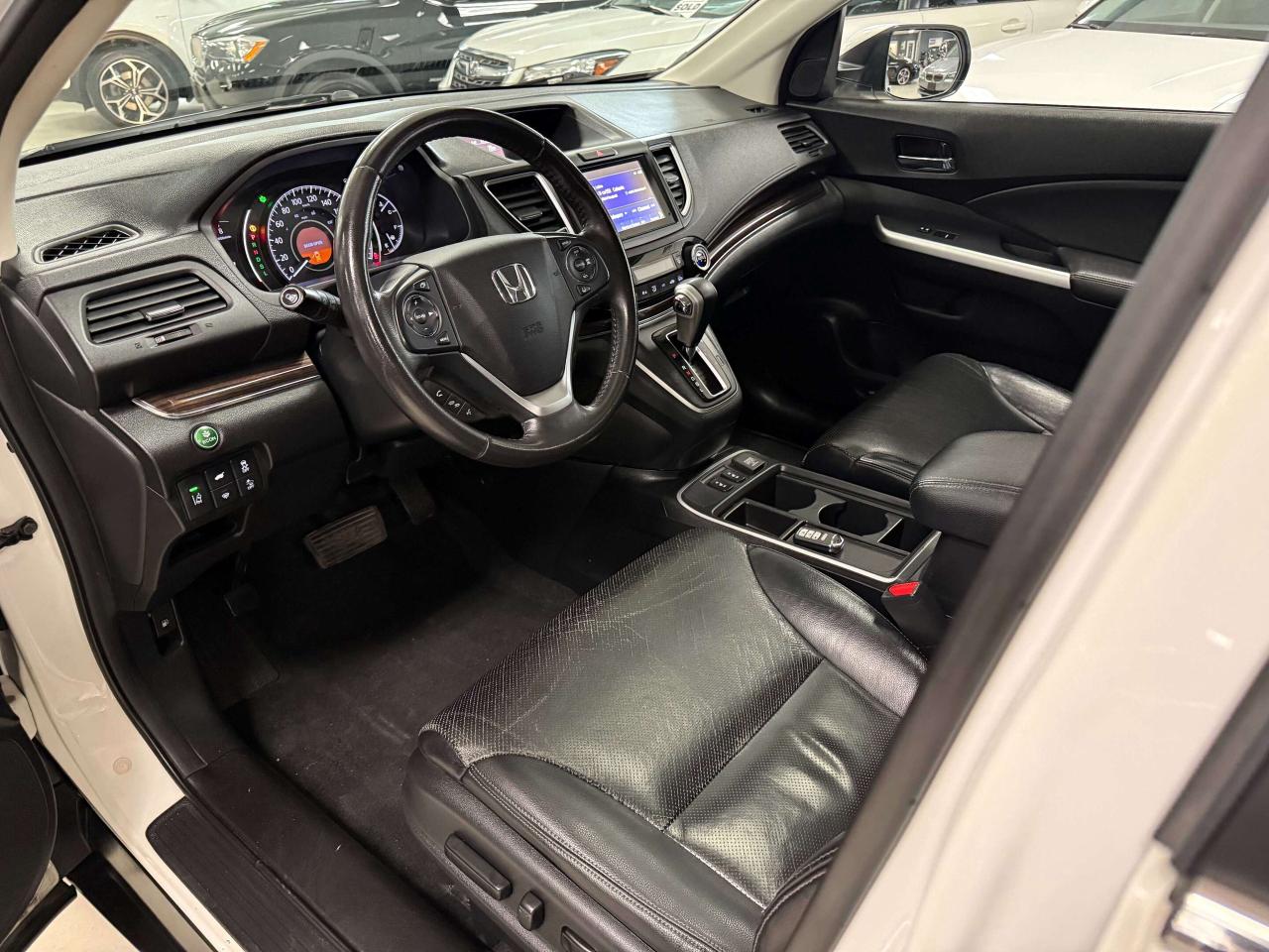 2016 Honda CR-V Touring Photo