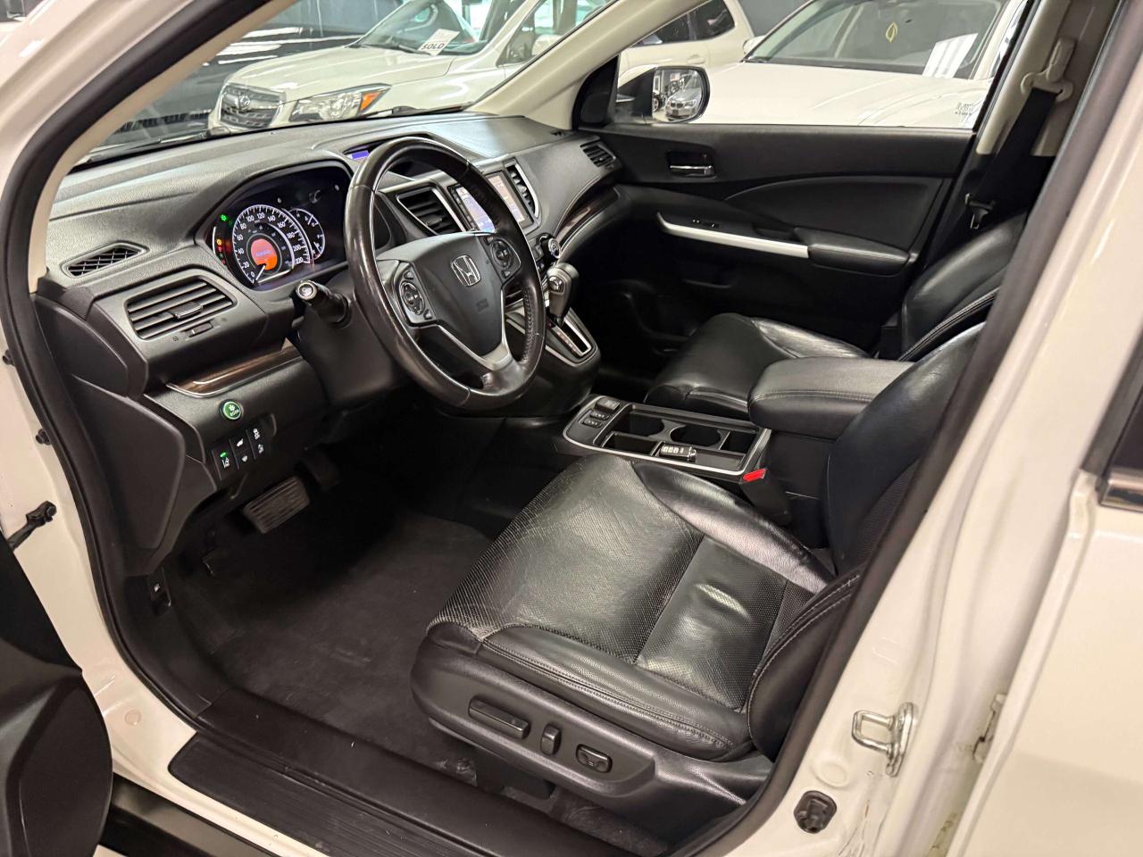 2016 Honda CR-V Touring Photo