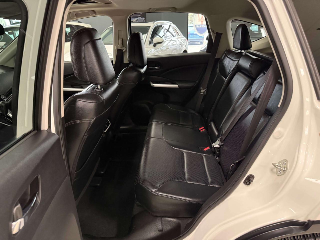 2016 Honda CR-V Touring Photo