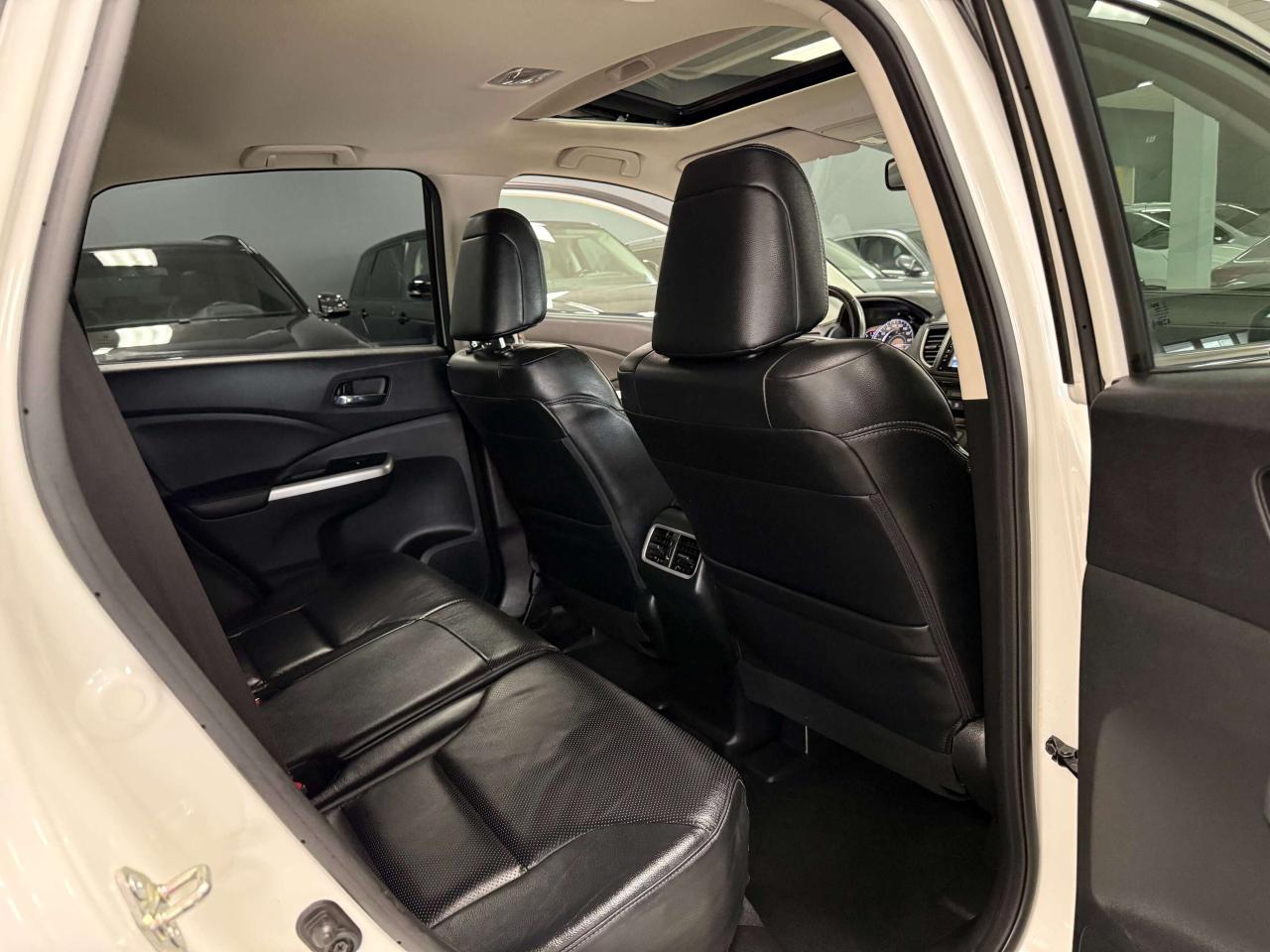 2016 Honda CR-V Touring Photo