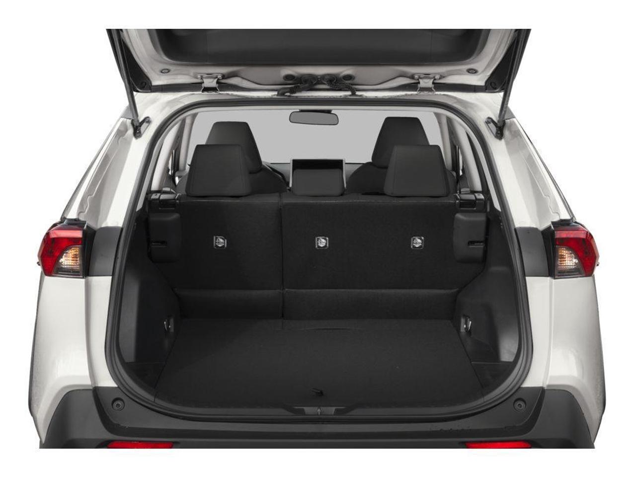 2025 Toyota RAV4 Hybrid LE Photo