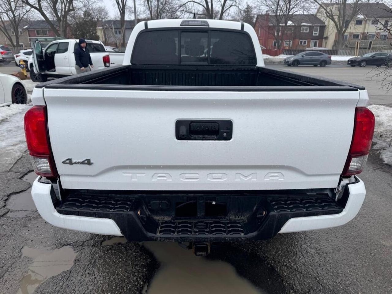 2021 Toyota Tacoma 4x4 Double Cab Automatic Photo3