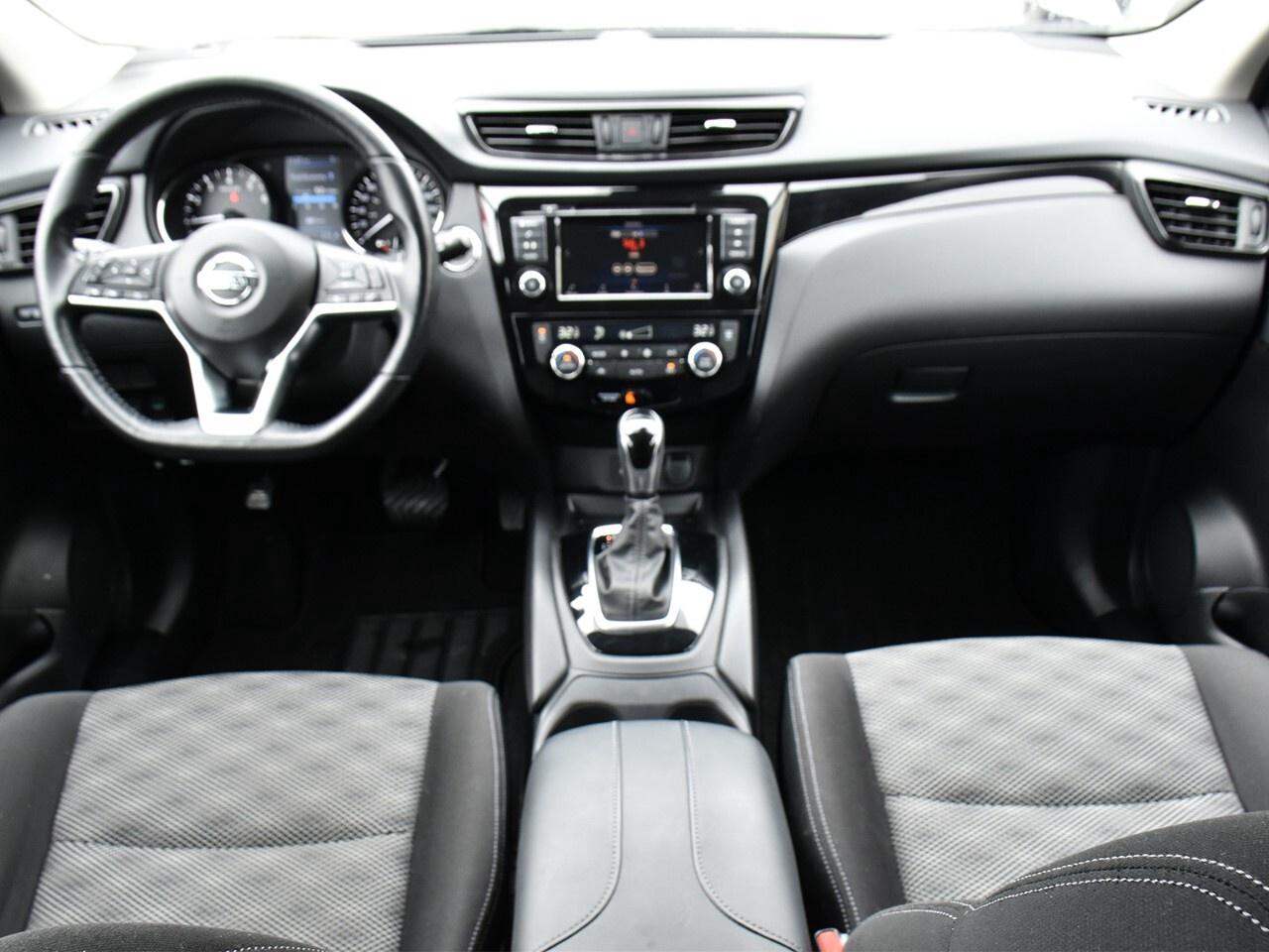 2020 Nissan Qashqai SV FWD, APPLE CARPLAY, REMOTE START Photo