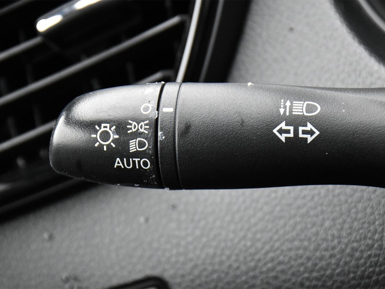 2020 Nissan Qashqai SV FWD, APPLE CARPLAY, REMOTE START Photo