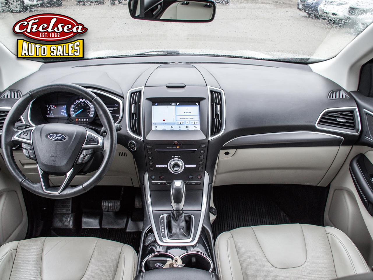 2017 Ford Edge Titanium AWD Photo