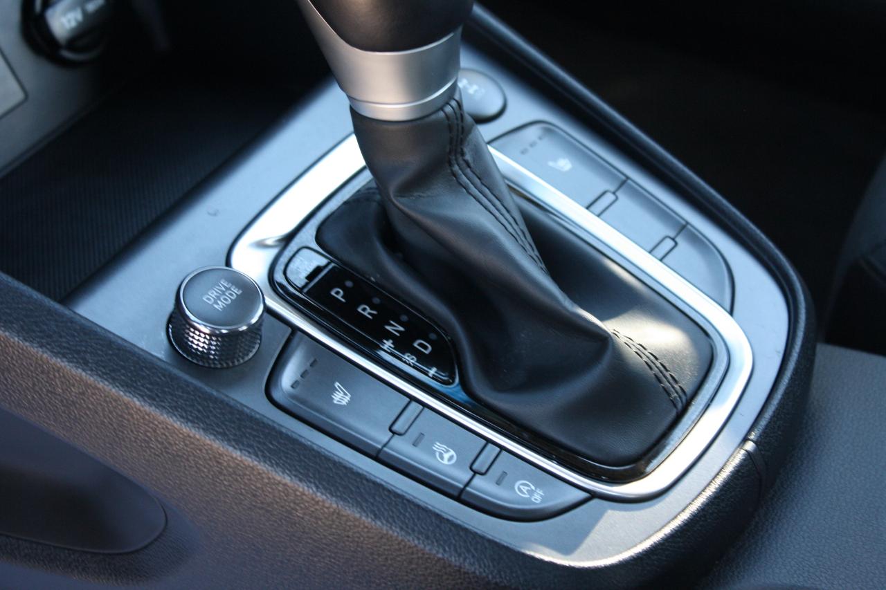 2022 Hyundai KONA 2.0L Preferred AWD / Heated Seats / Blind Spot Photo