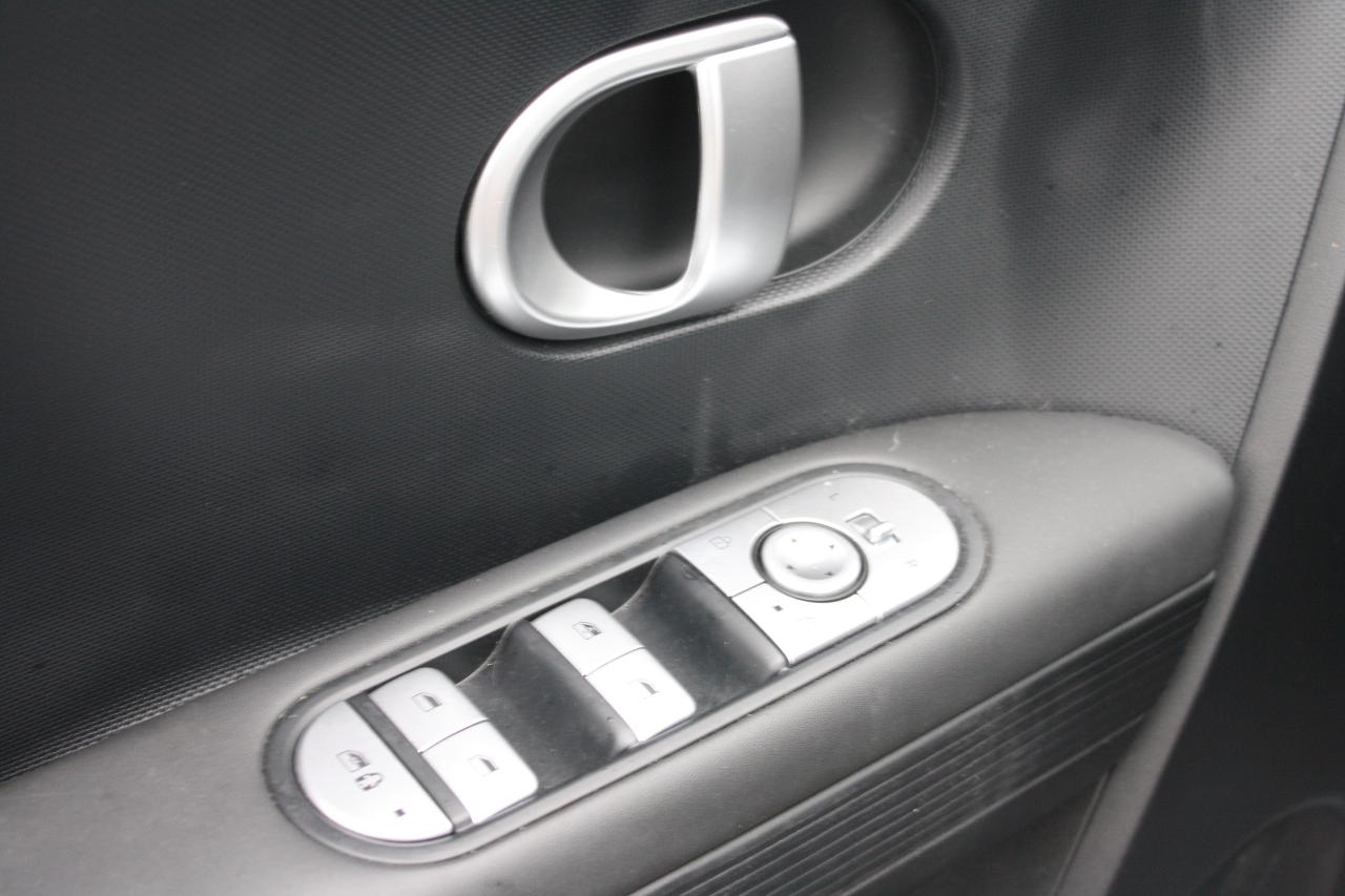 2023 Hyundai IONIQ 5 PREFERRED AWD LONG RANGE Photo