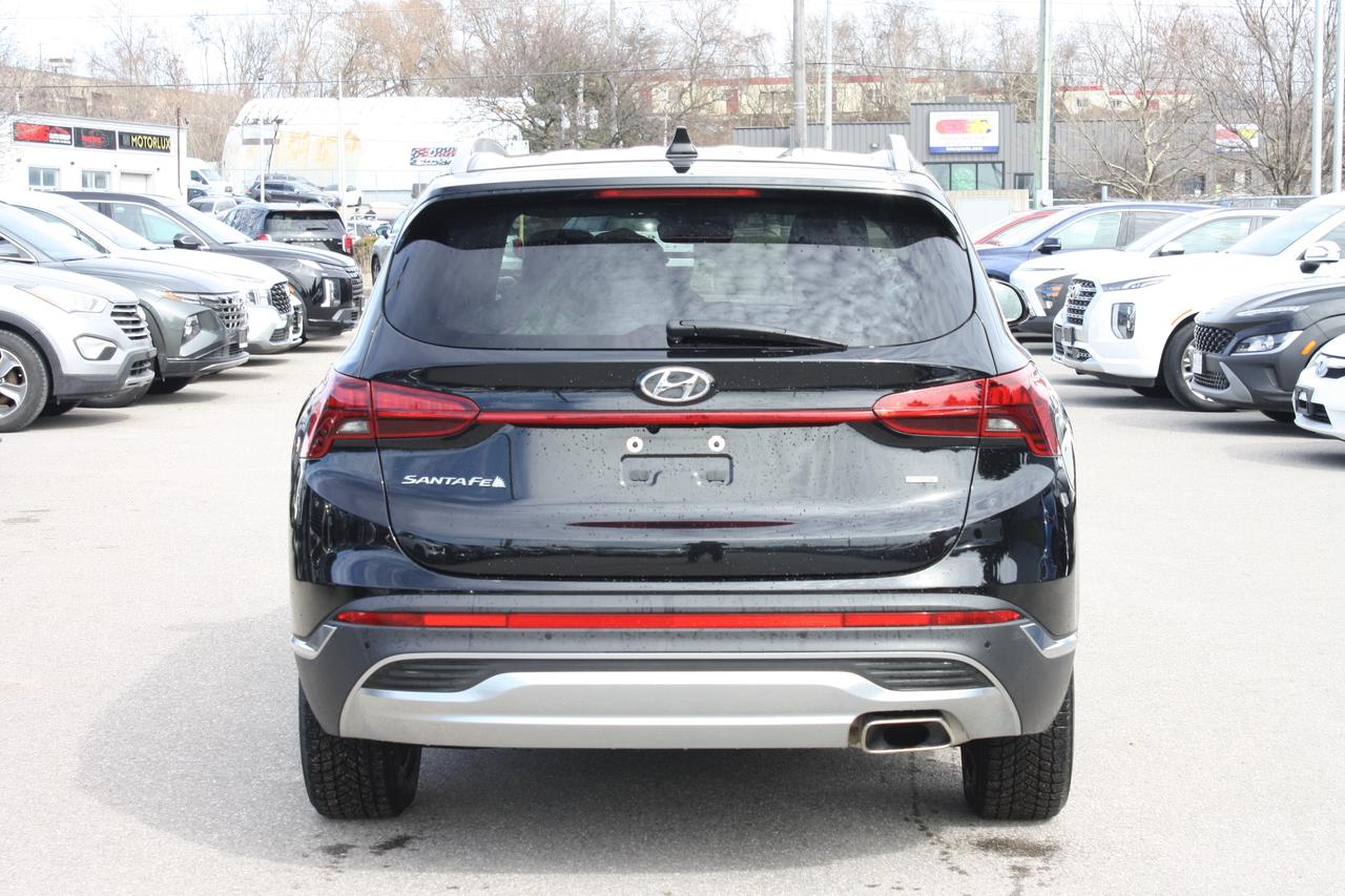 2021 Hyundai Santa Fe Preferred AWD Photo4