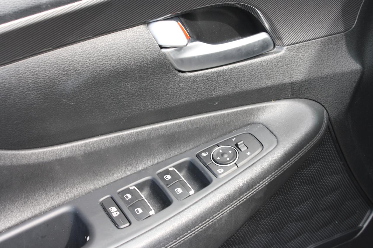 2021 Hyundai Santa Fe Preferred AWD Photo