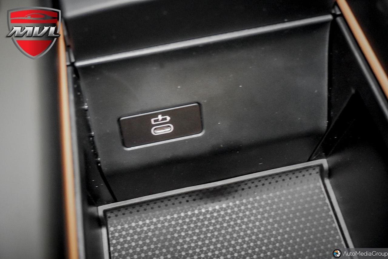 2024 BMW X6 M60i xDrive 4dr All-Wheel Drive Sports Activity Coupe Photo