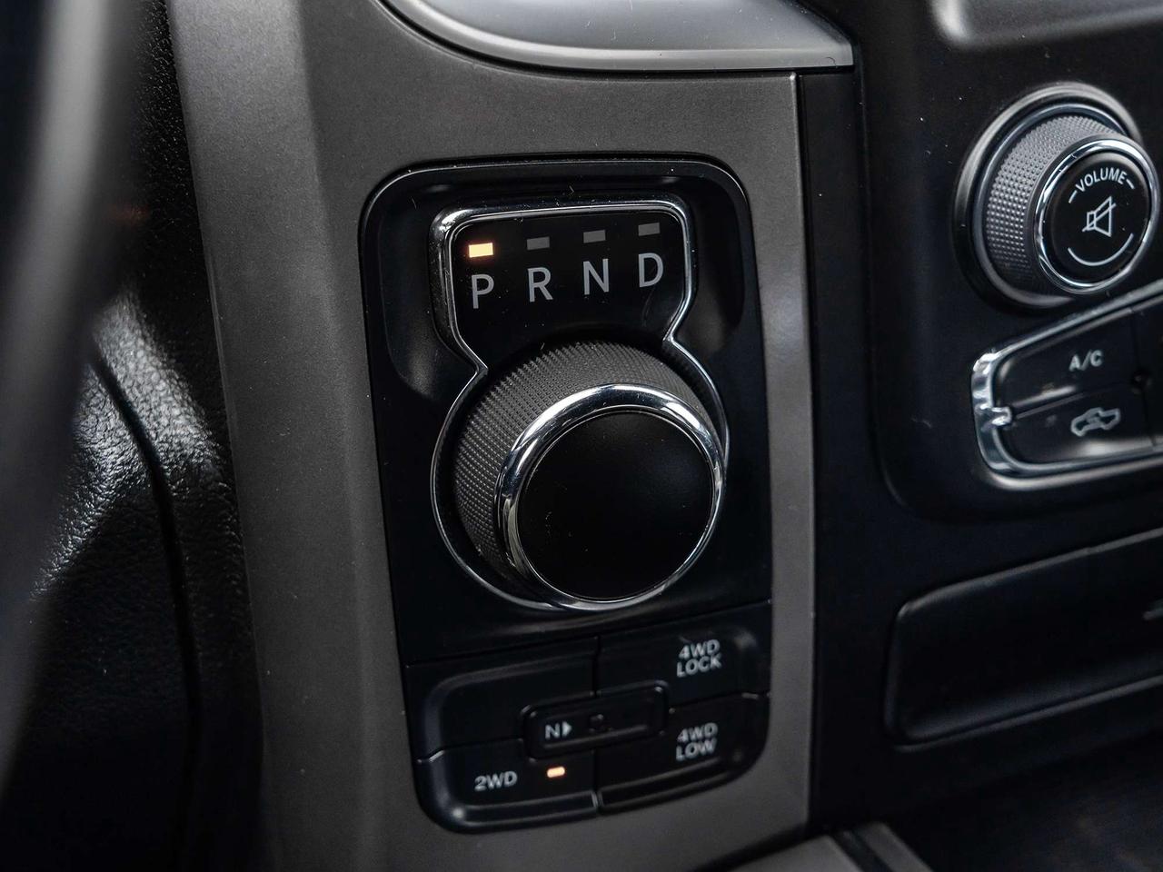 2024 RAM 1500 Warlock 4x4 Crew Cab 5'7  Box Photo