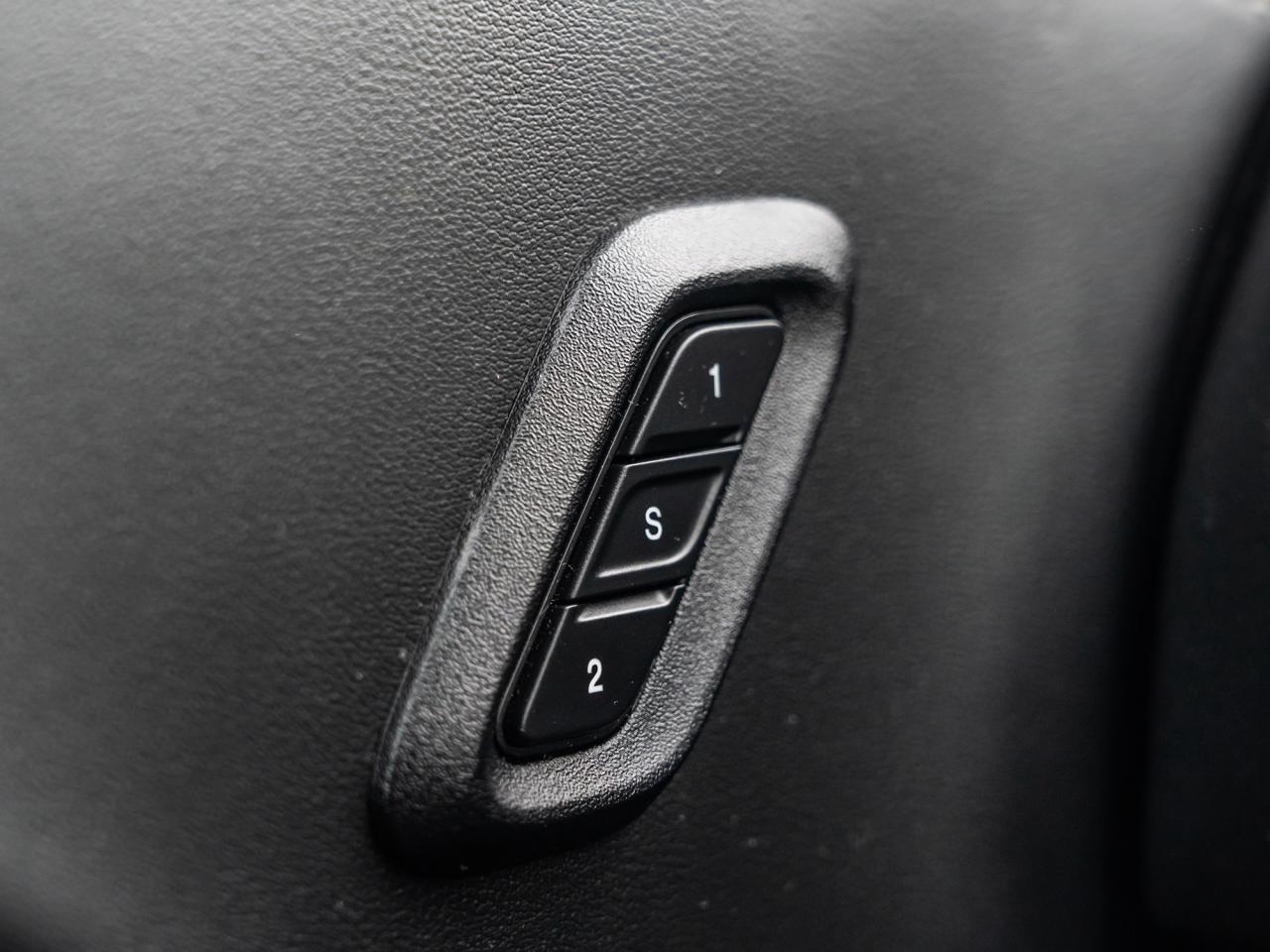 2021 Dodge Challenger SRT Hellcat RWD Photo