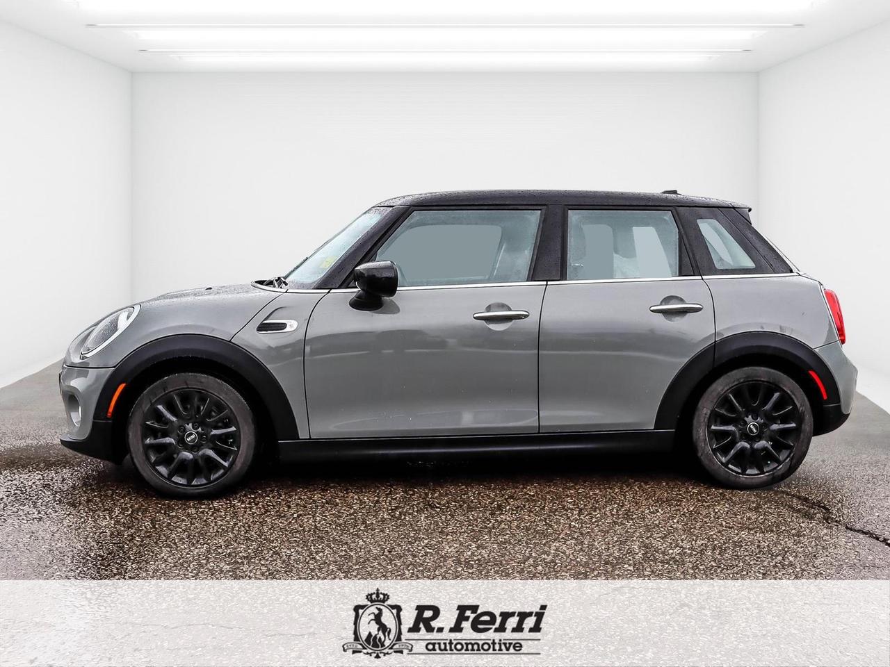 2020 MINI 5 Door Cooper 4dr Hatchback Photo3