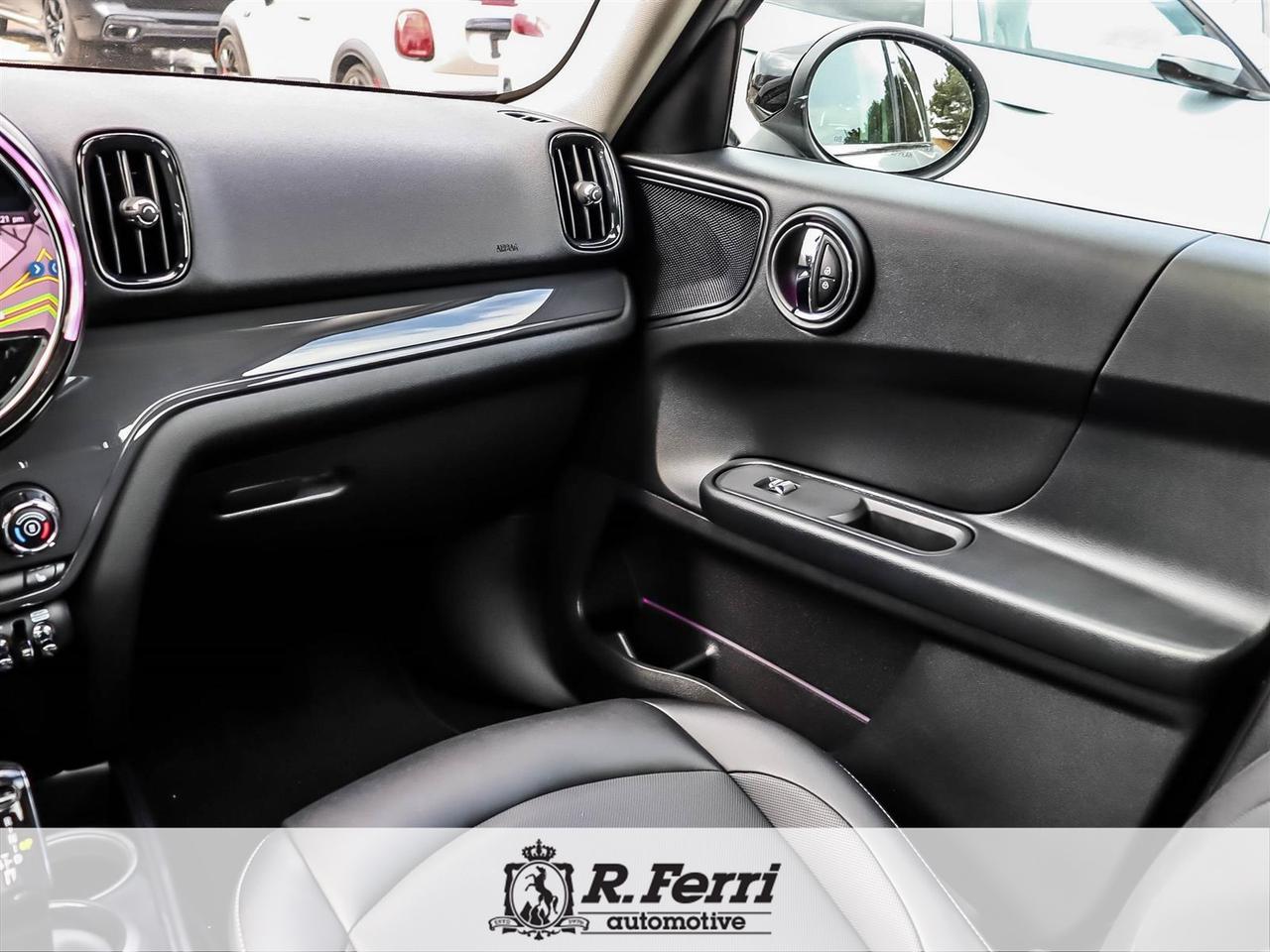 2024 MINI Countryman Cooper 4dr All-Wheel Drive ALL4 Sport Utility Photo